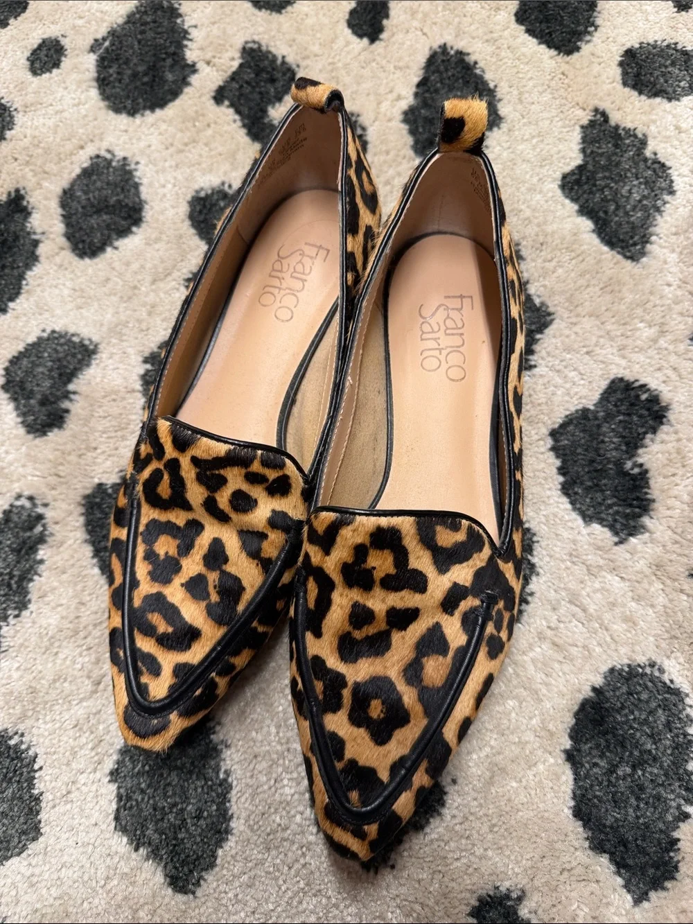 Franco Sarto classic pointed